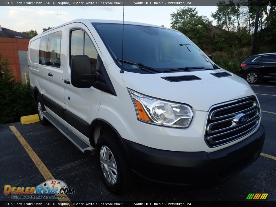 2019 Ford Transit Van 250 LR Regular Oxford White / Charcoal black Photo #4