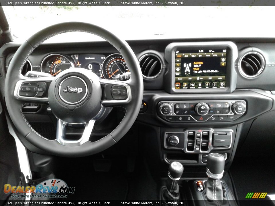2020 Jeep Wrangler Unlimited Sahara 4x4 Bright White / Black Photo #18