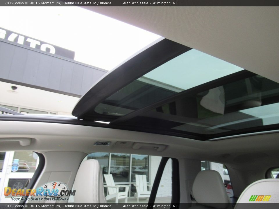 2019 Volvo XC90 T5 Momentum Denim Blue Metallic / Blonde Photo #11
