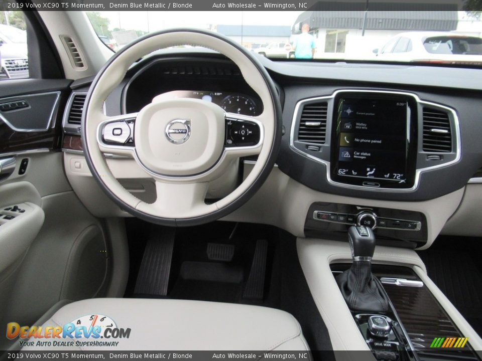 2019 Volvo XC90 T5 Momentum Denim Blue Metallic / Blonde Photo #15
