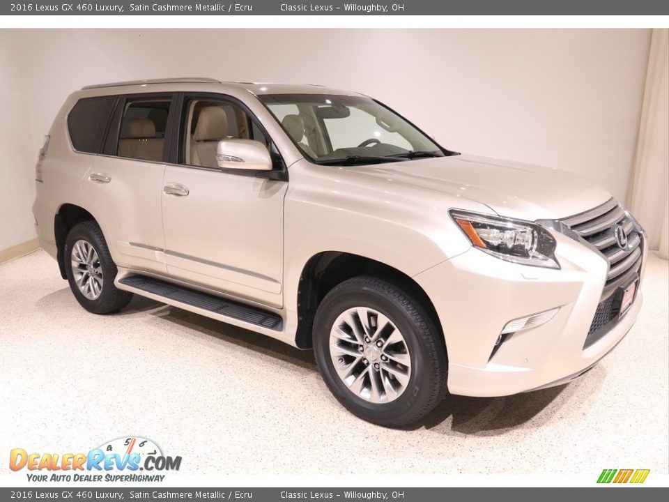 Front 3/4 View of 2016 Lexus GX 460 Luxury Photo #1