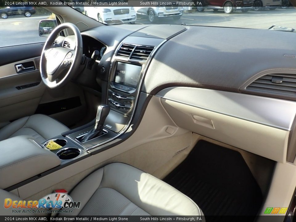 Dashboard of 2014 Lincoln MKX AWD Photo #12