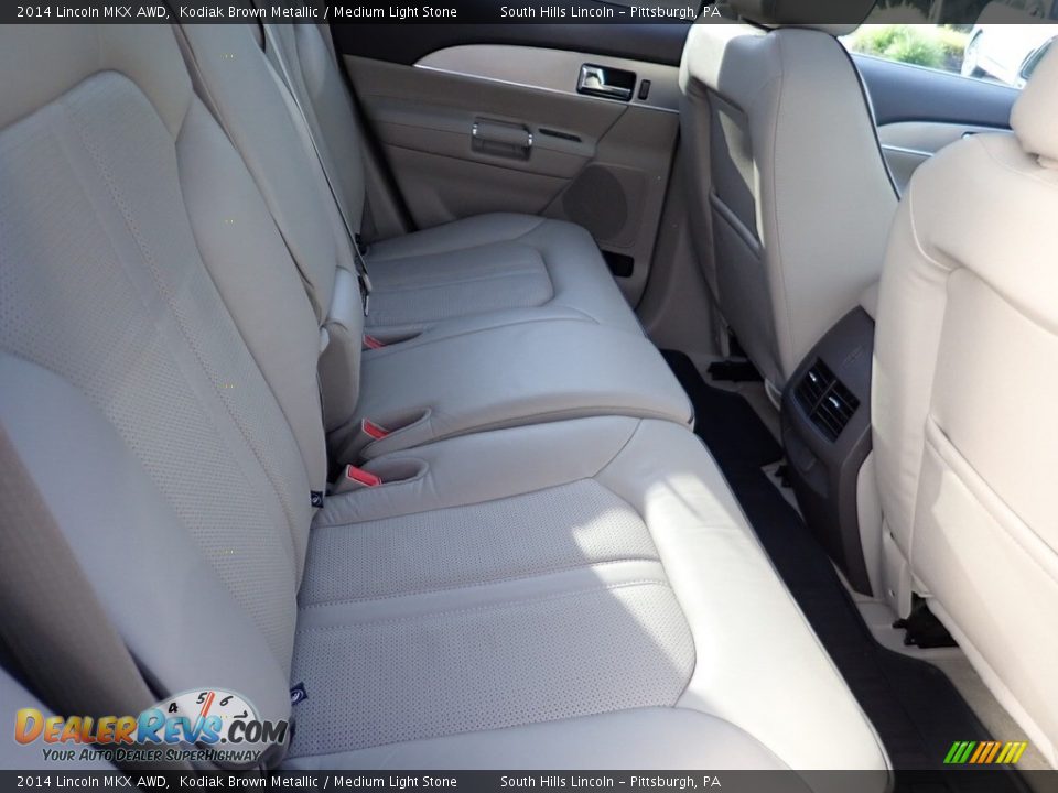 Rear Seat of 2014 Lincoln MKX AWD Photo #14