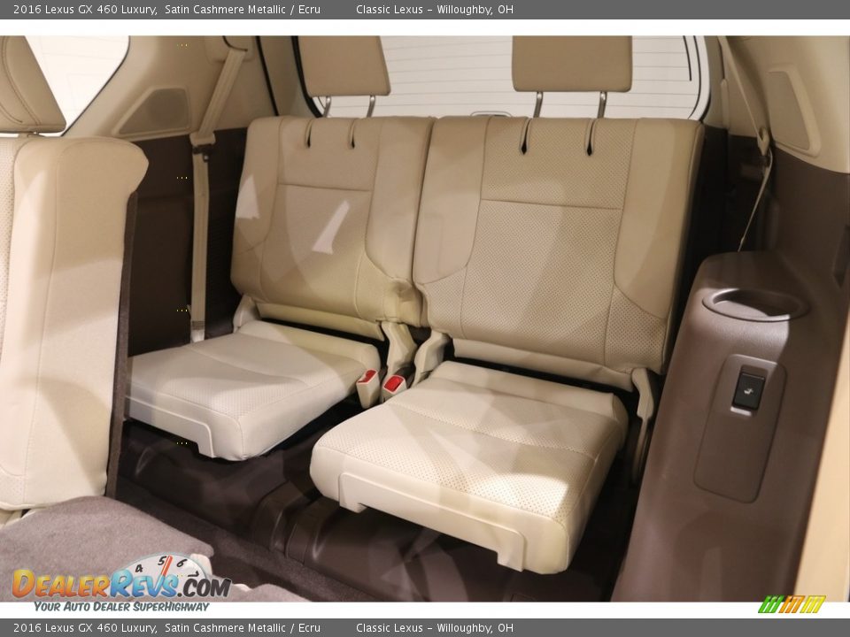 Rear Seat of 2016 Lexus GX 460 Luxury Photo #20