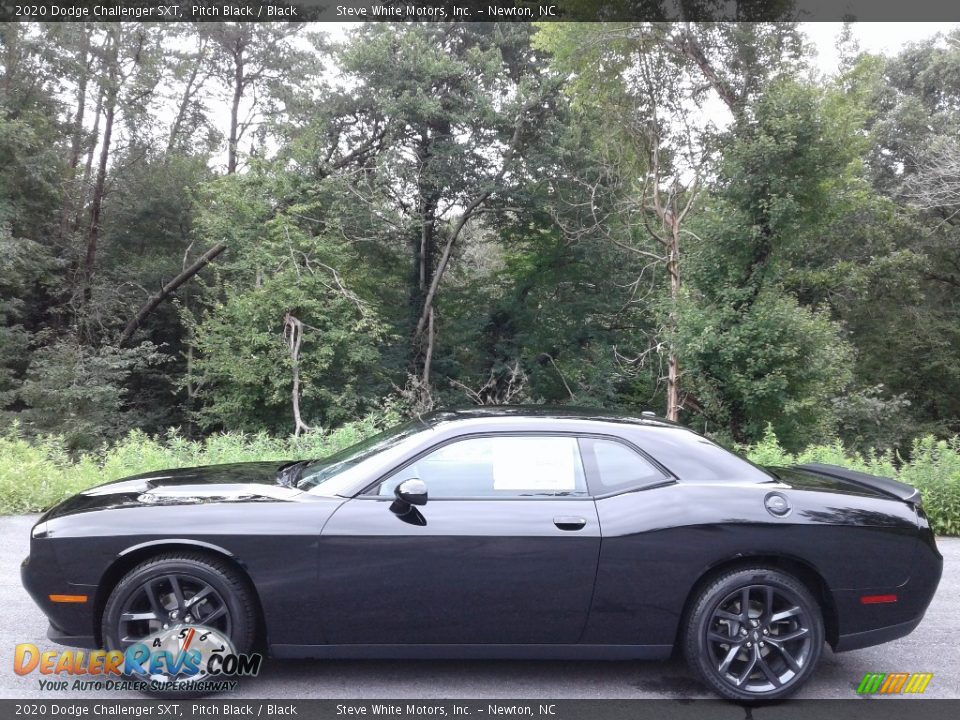 Pitch Black 2020 Dodge Challenger SXT Photo #1