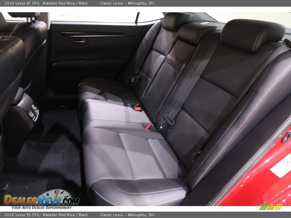 Rear Seat of 2016 Lexus ES 350 Photo #16