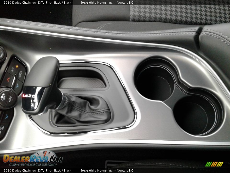 2020 Dodge Challenger SXT Shifter Photo #23