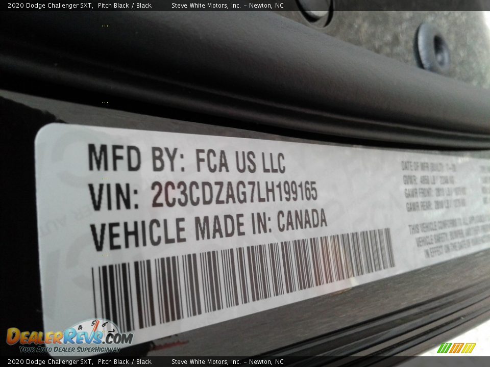 2020 Dodge Challenger SXT Pitch Black / Black Photo #27