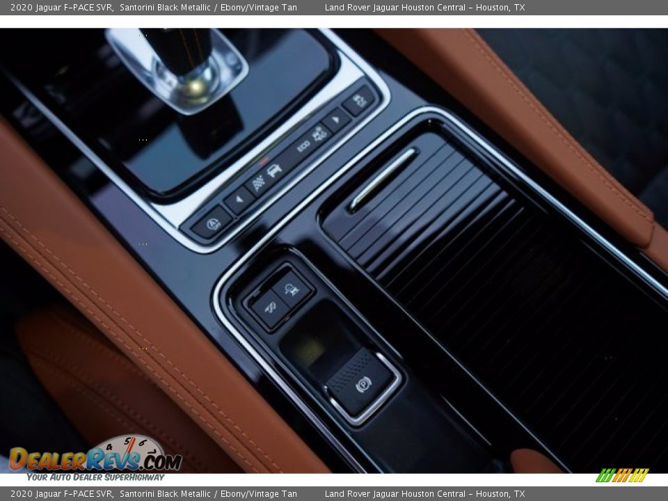 Controls of 2020 Jaguar F-PACE SVR Photo #18