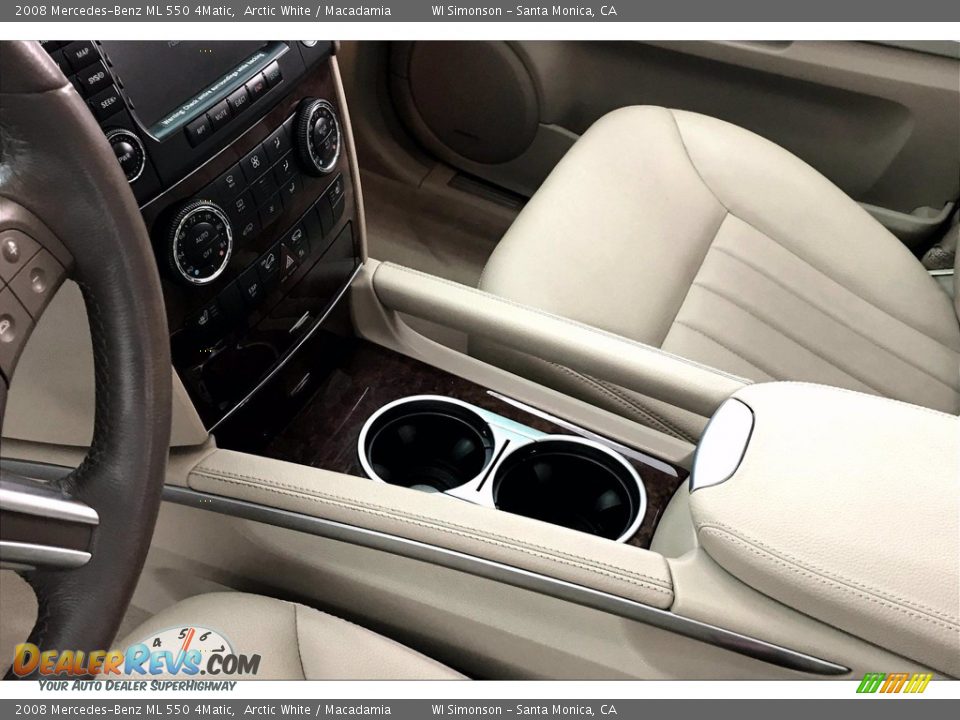 2008 Mercedes-Benz ML 550 4Matic Arctic White / Macadamia Photo #23