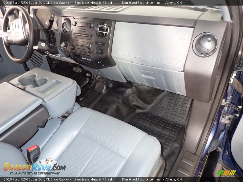 2016 Ford F250 Super Duty XL Crew Cab 4x4 Blue Jeans Metallic / Steel Photo #25