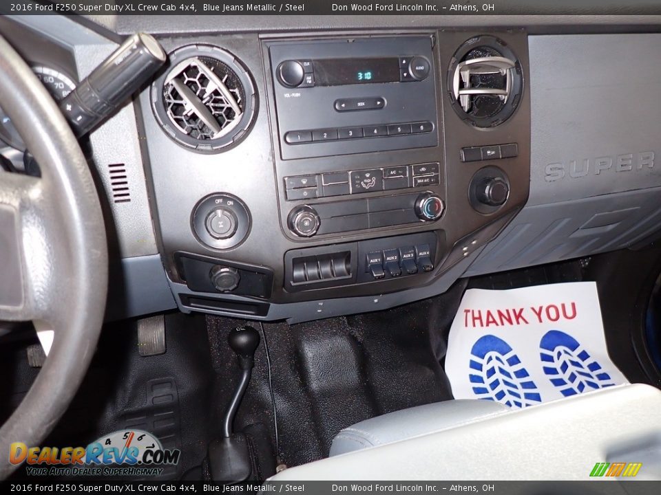 2016 Ford F250 Super Duty XL Crew Cab 4x4 Blue Jeans Metallic / Steel Photo #29