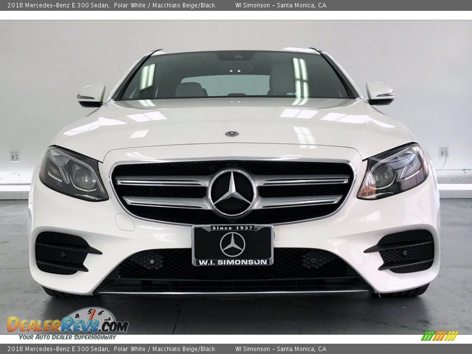 2018 Mercedes-Benz E 300 Sedan Polar White / Macchiato Beige/Black Photo #2