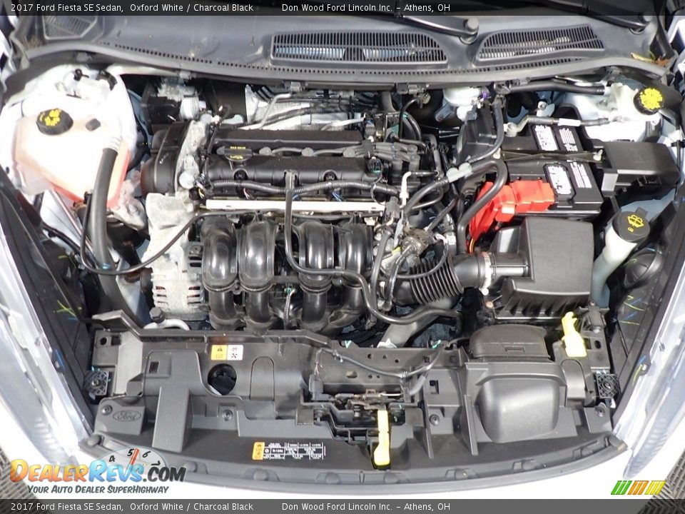 2017 Ford Fiesta SE Sedan Oxford White / Charcoal Black Photo #6
