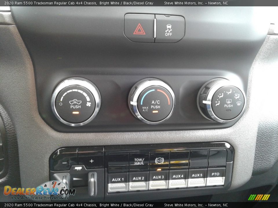2020 Ram 5500 Tradesman Regular Cab 4x4 Chassis Bright White / Black/Diesel Gray Photo #21