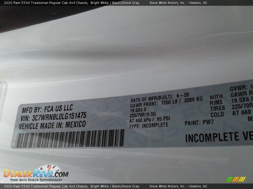 2020 Ram 5500 Tradesman Regular Cab 4x4 Chassis Bright White / Black/Diesel Gray Photo #25