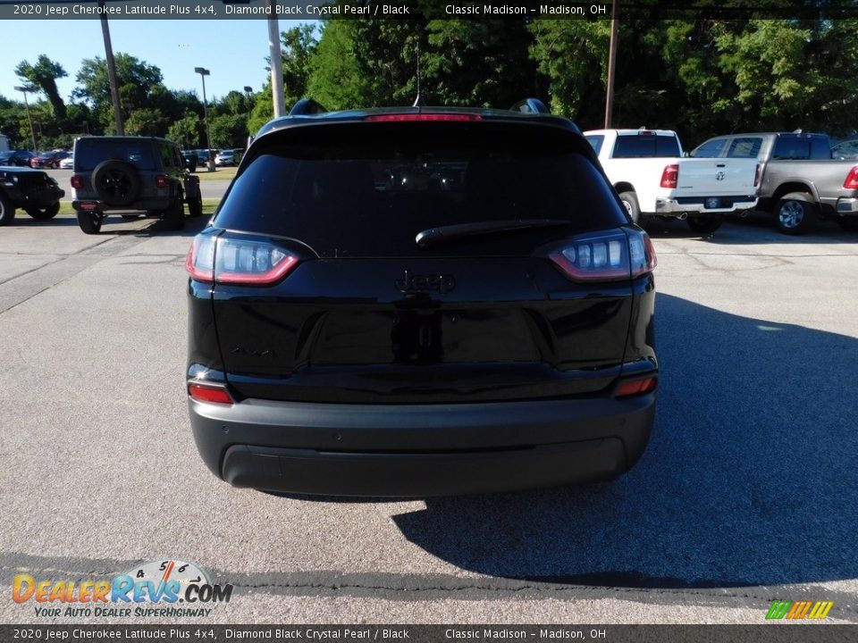 2020 Jeep Cherokee Latitude Plus 4x4 Diamond Black Crystal Pearl / Black Photo #6