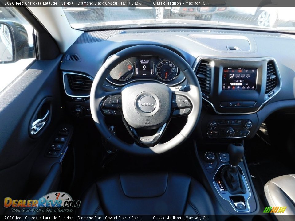 2020 Jeep Cherokee Latitude Plus 4x4 Diamond Black Crystal Pearl / Black Photo #11