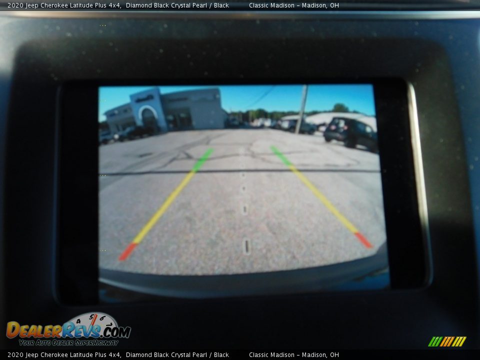 2020 Jeep Cherokee Latitude Plus 4x4 Diamond Black Crystal Pearl / Black Photo #14