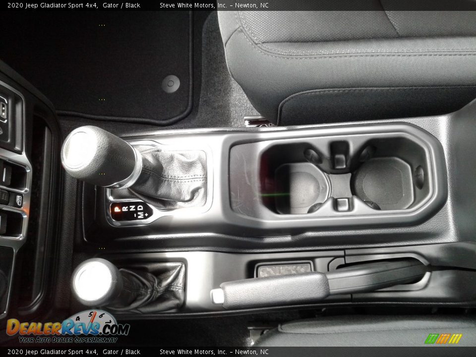 2020 Jeep Gladiator Sport 4x4 Shifter Photo #25