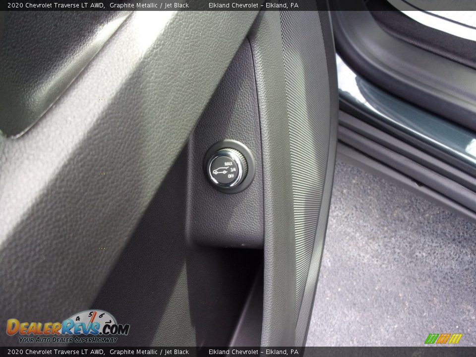 2020 Chevrolet Traverse LT AWD Graphite Metallic / Jet Black Photo #16