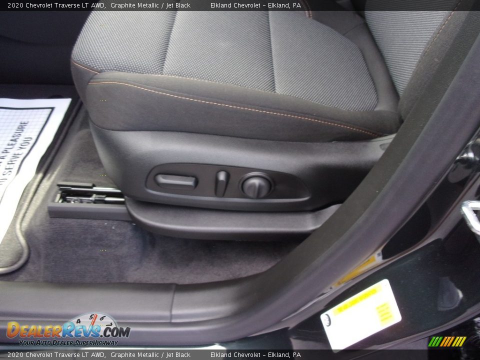 2020 Chevrolet Traverse LT AWD Graphite Metallic / Jet Black Photo #17