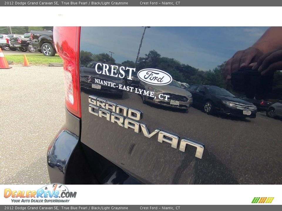 2012 Dodge Grand Caravan SE True Blue Pearl / Black/Light Graystone Photo #9