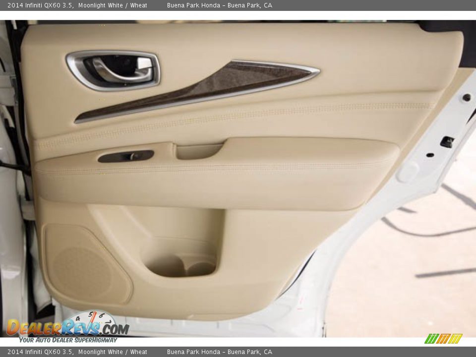 Door Panel of 2014 Infiniti QX60 3.5 Photo #32