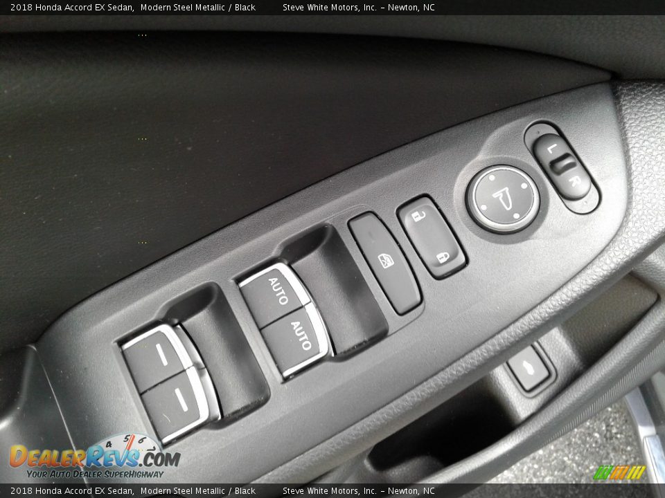 Controls of 2018 Honda Accord EX Sedan Photo #11