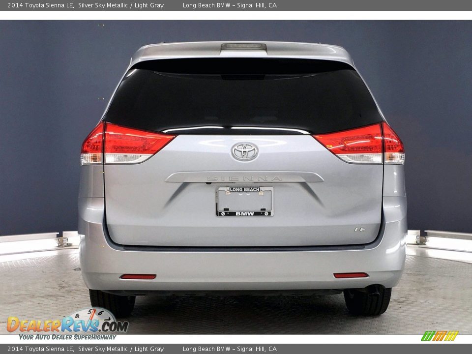 2014 Toyota Sienna LE Silver Sky Metallic / Light Gray Photo #3