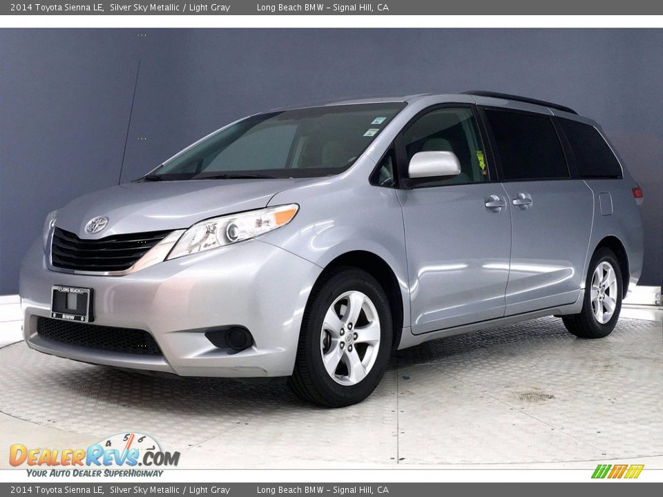 2014 Toyota Sienna LE Silver Sky Metallic / Light Gray Photo #12