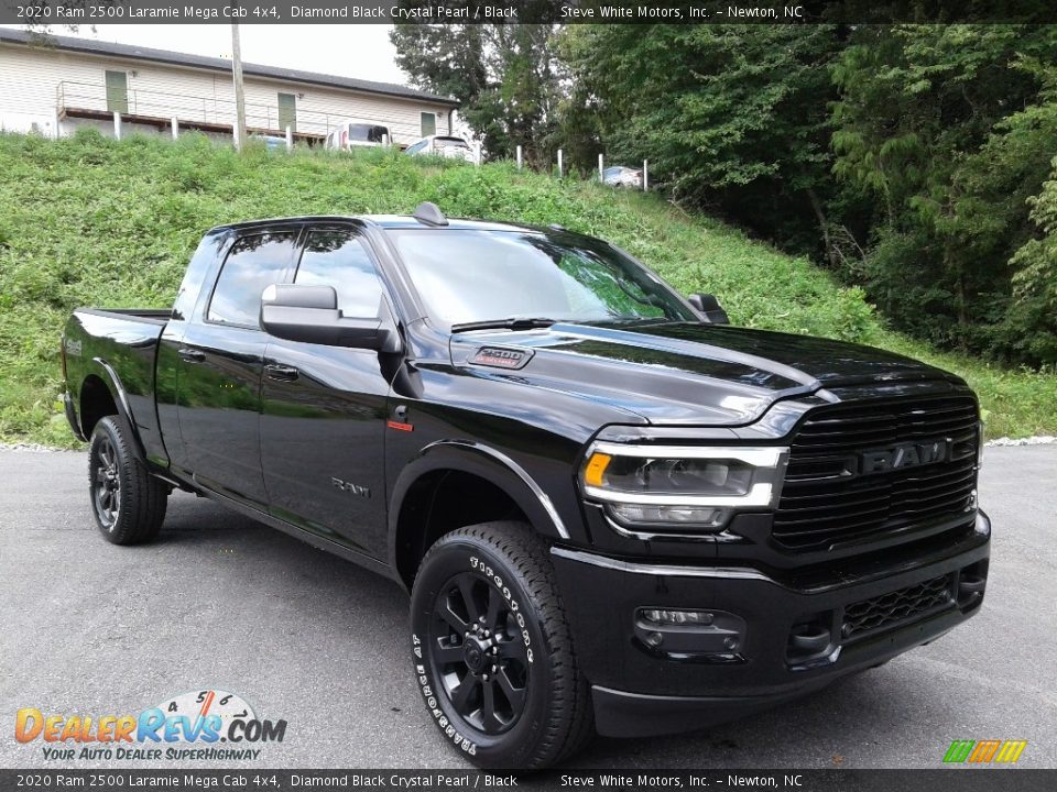 Front 3/4 View of 2020 Ram 2500 Laramie Mega Cab 4x4 Photo #4