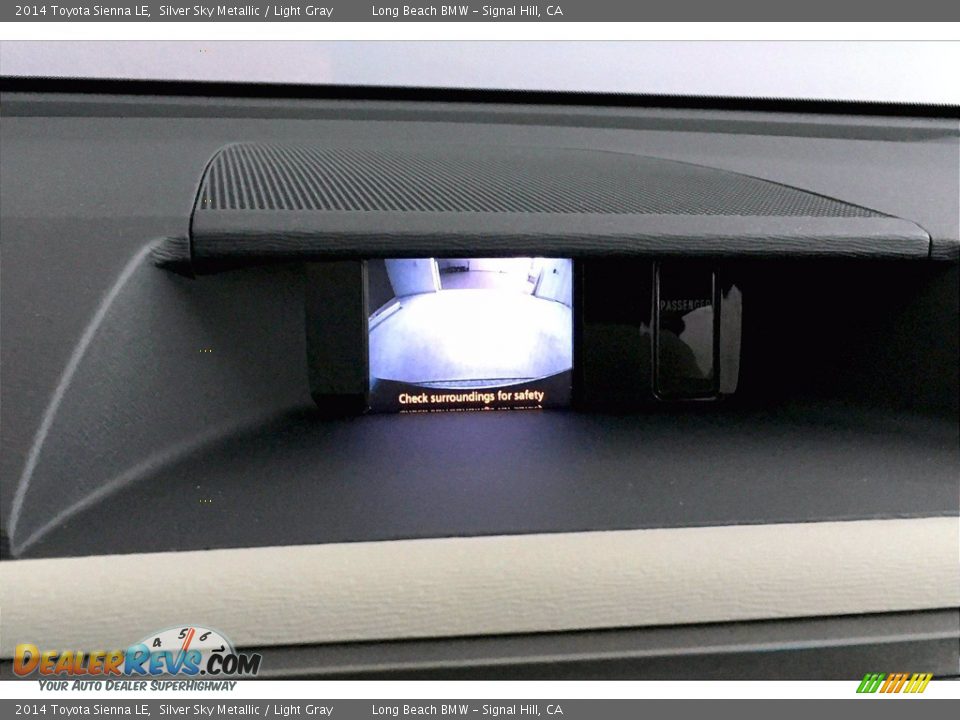 2014 Toyota Sienna LE Silver Sky Metallic / Light Gray Photo #17