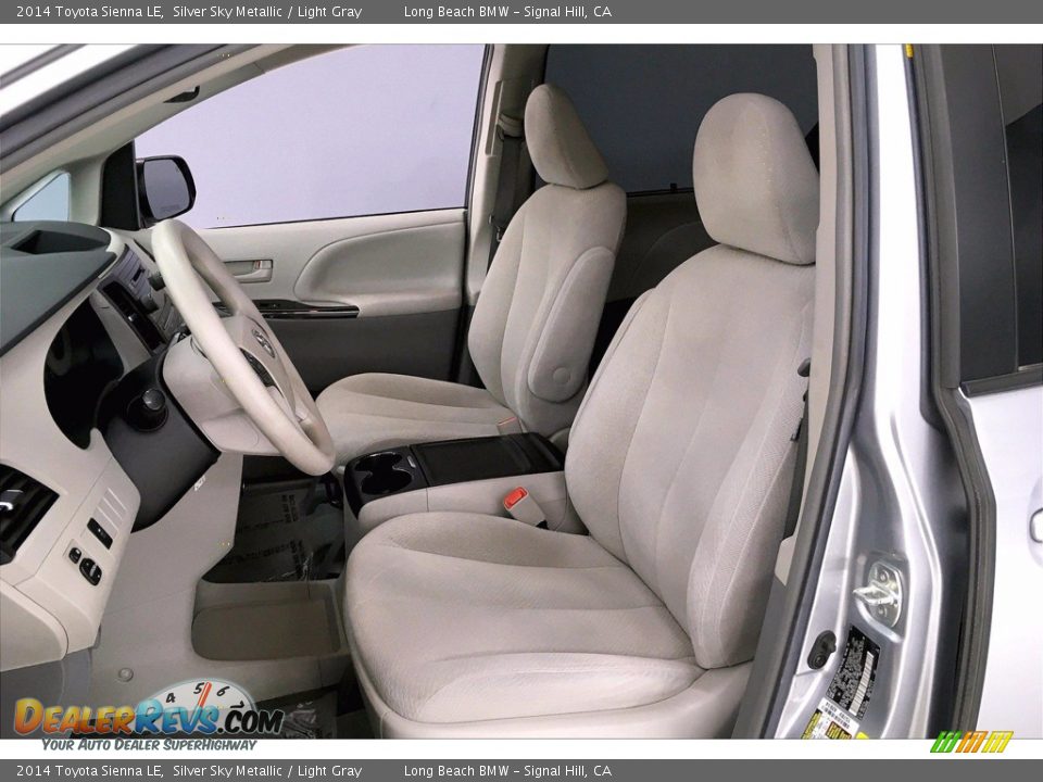 2014 Toyota Sienna LE Silver Sky Metallic / Light Gray Photo #28