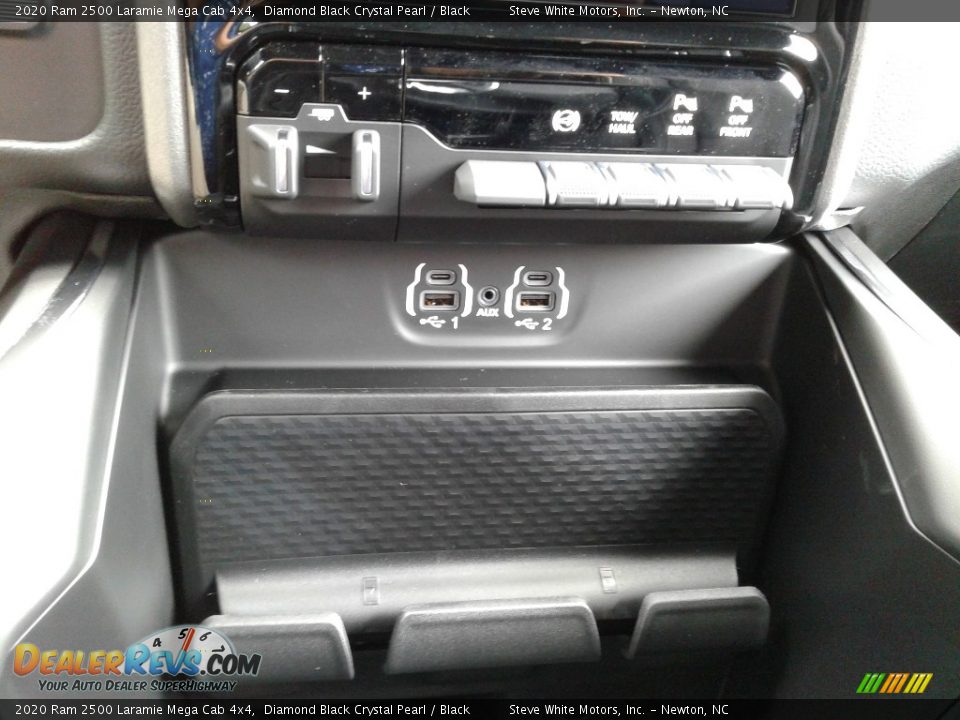 2020 Ram 2500 Laramie Mega Cab 4x4 Diamond Black Crystal Pearl / Black Photo #28