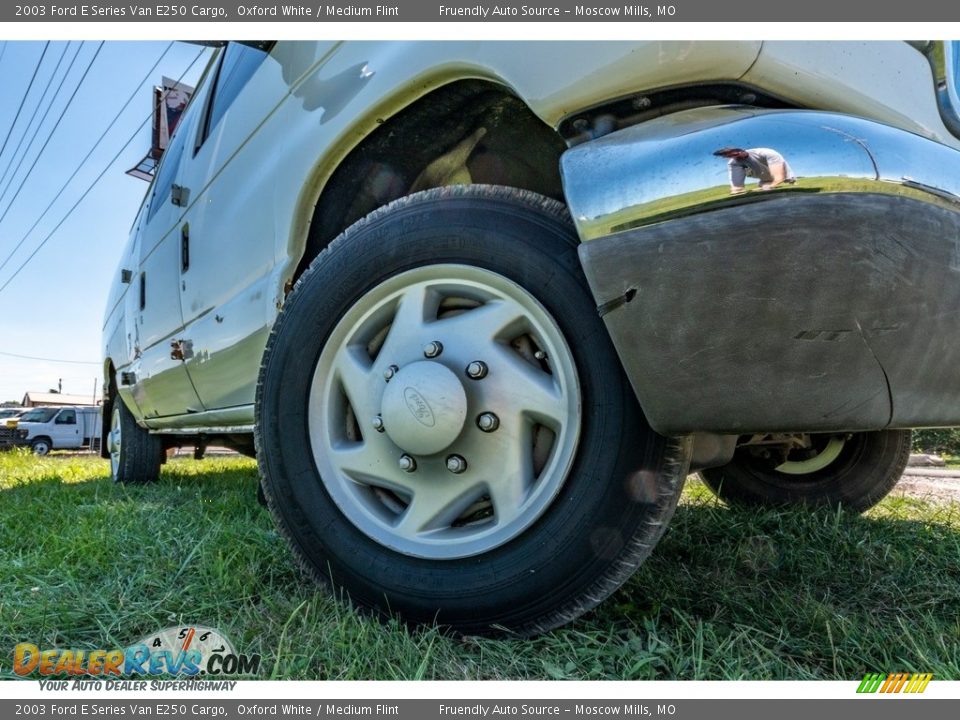 2003 Ford E Series Van E250 Cargo Oxford White / Medium Flint Photo #2