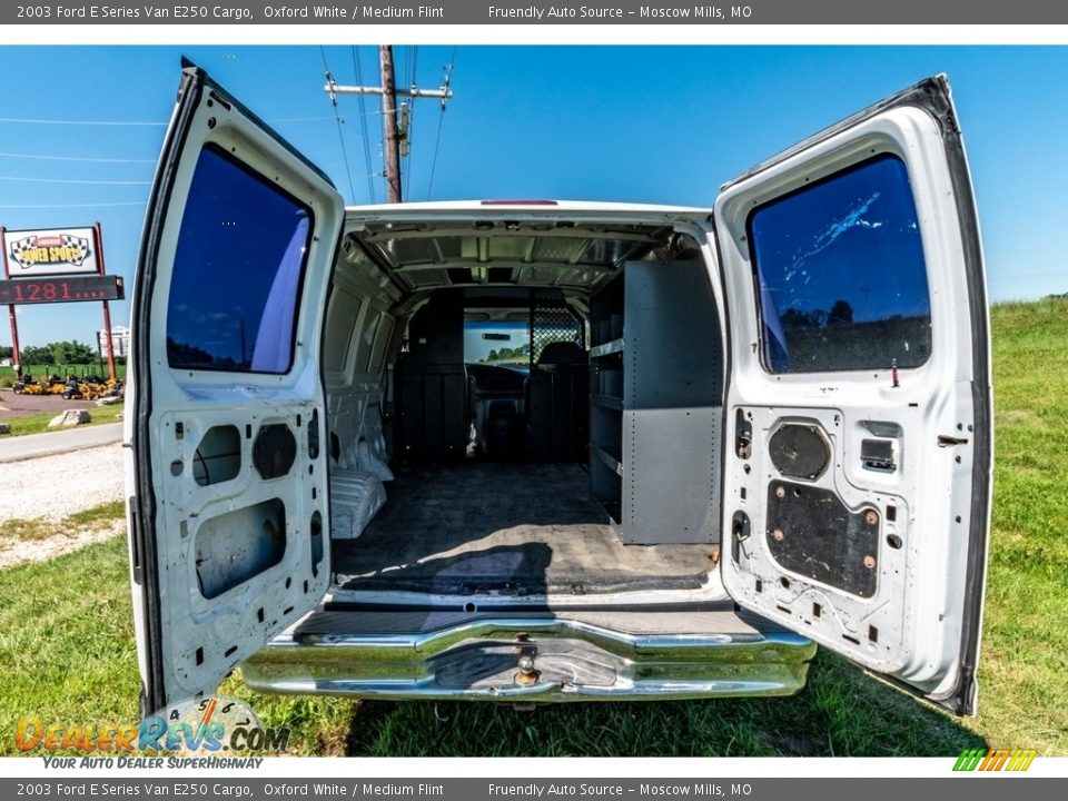 2003 Ford E Series Van E250 Cargo Oxford White / Medium Flint Photo #22