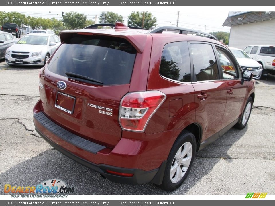 2016 Subaru Forester 2.5i Limited Venetian Red Pearl / Gray Photo #5