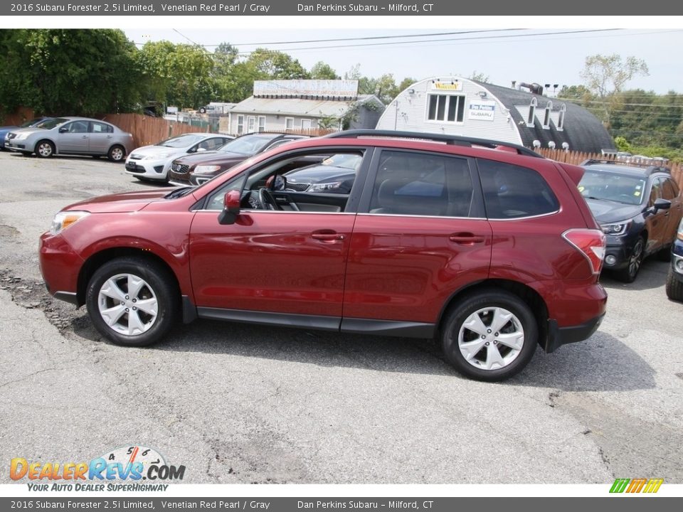 2016 Subaru Forester 2.5i Limited Venetian Red Pearl / Gray Photo #8