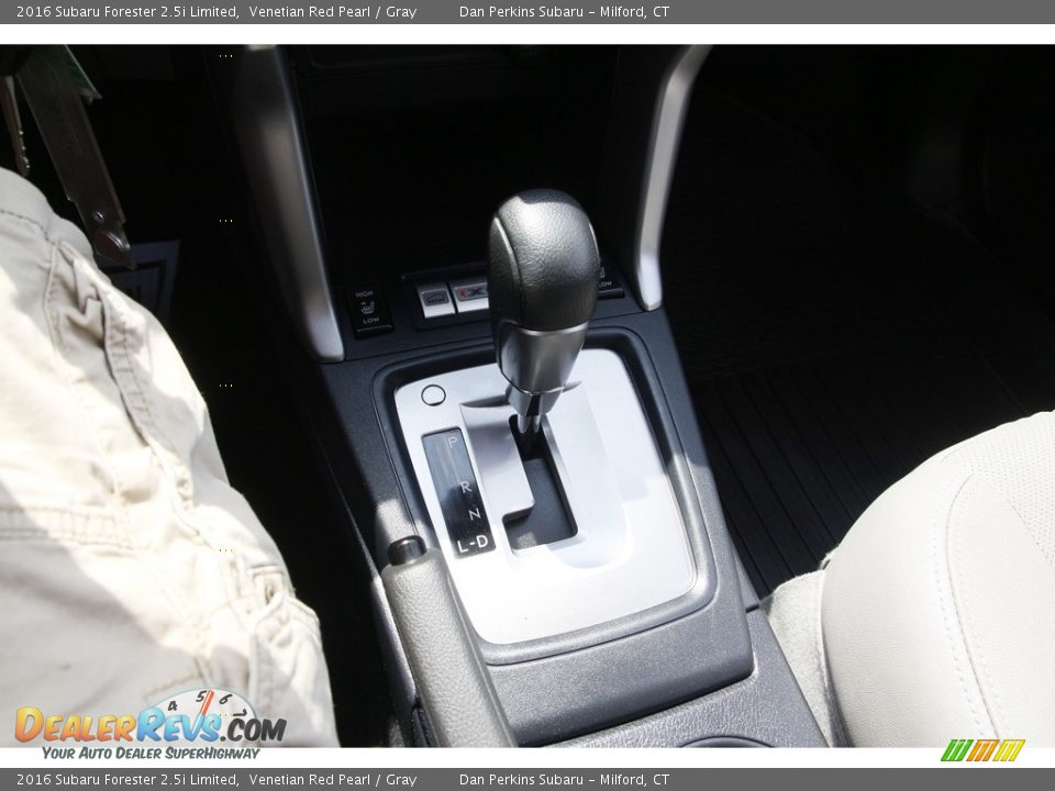 2016 Subaru Forester 2.5i Limited Venetian Red Pearl / Gray Photo #21