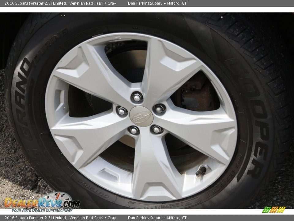 2016 Subaru Forester 2.5i Limited Venetian Red Pearl / Gray Photo #23