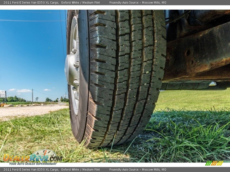 2011 Ford E Series Van E350 XL Cargo Oxford White / Medium Flint Photo #17