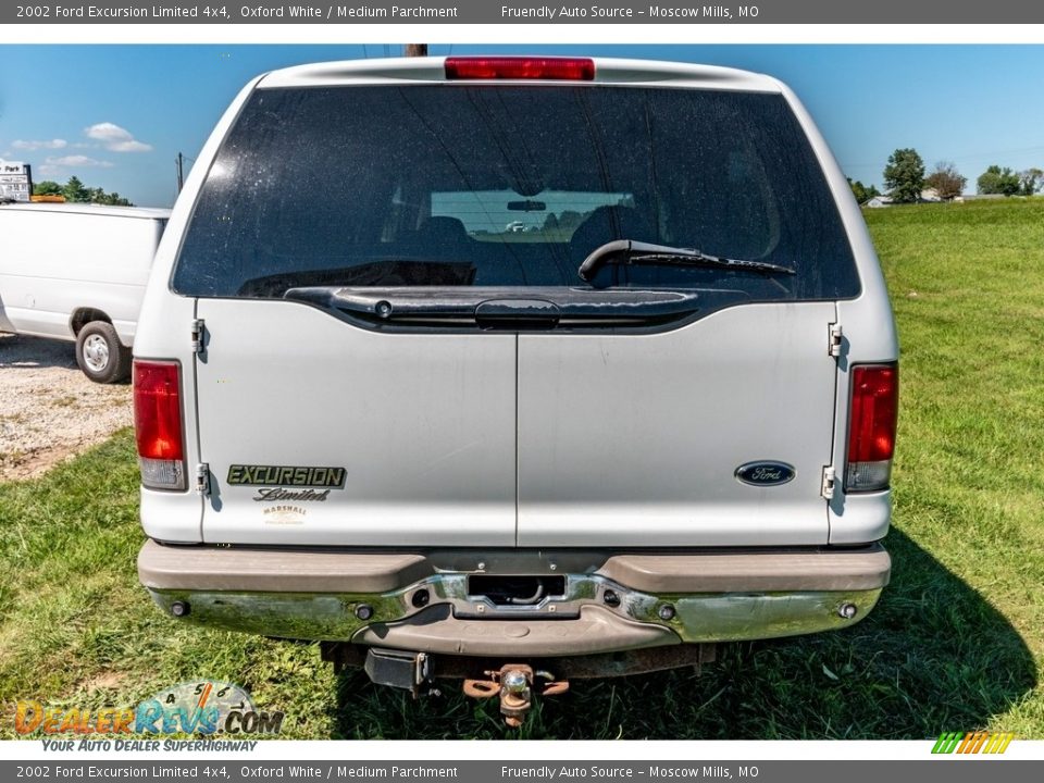 2002 Ford Excursion Limited 4x4 Oxford White / Medium Parchment Photo #5