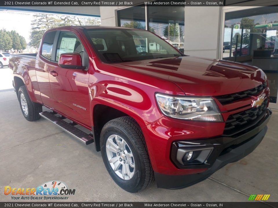 Front 3/4 View of 2021 Chevrolet Colorado WT Extended Cab Photo #2