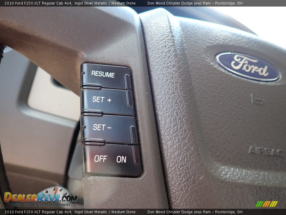 2010 Ford F150 XLT Regular Cab 4x4 Steering Wheel Photo #23