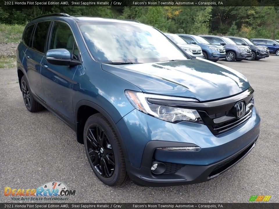 Front 3/4 View of 2021 Honda Pilot Special Edition AWD Photo #6