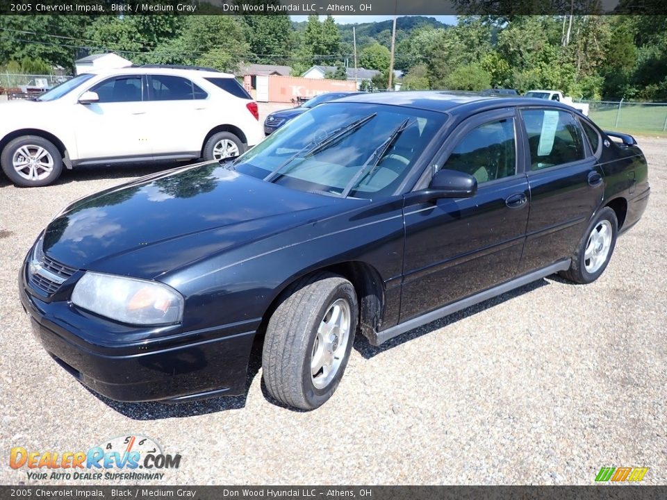 Front 3/4 View of 2005 Chevrolet Impala  Photo #5