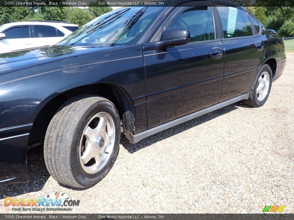 2005 Chevrolet Impala Black / Medium Gray Photo #6