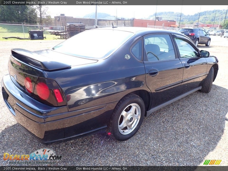 2005 Chevrolet Impala Black / Medium Gray Photo #10