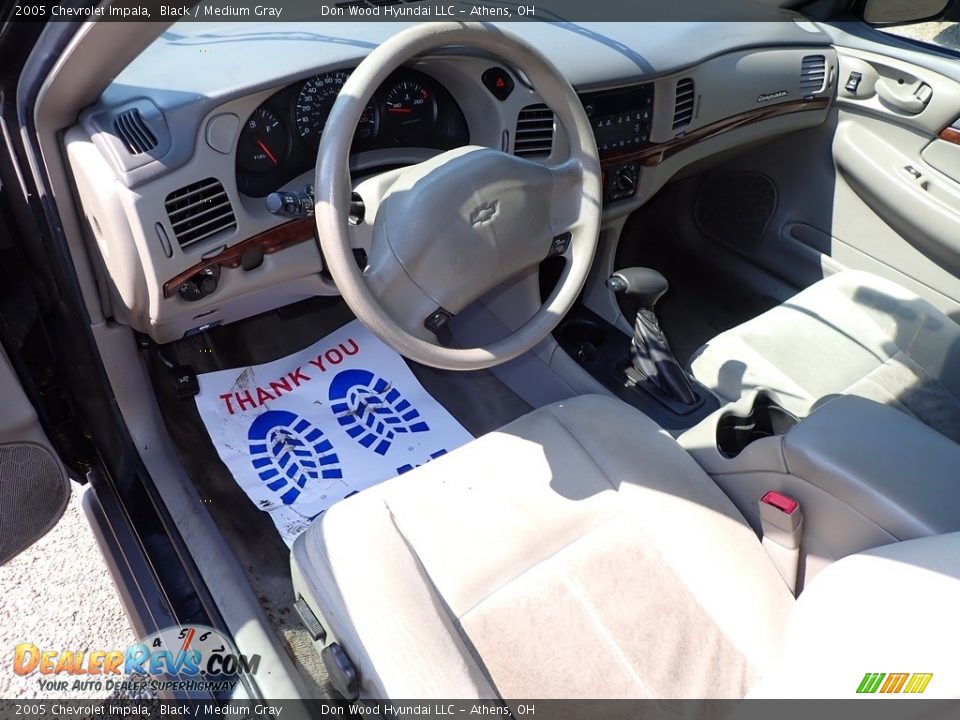 2005 Chevrolet Impala Black / Medium Gray Photo #13